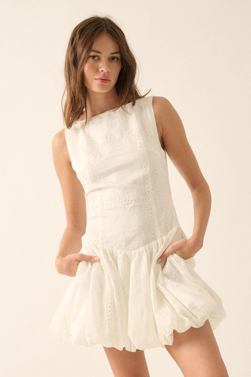 Eyelet Lace Mini Dress – Starr Boutique